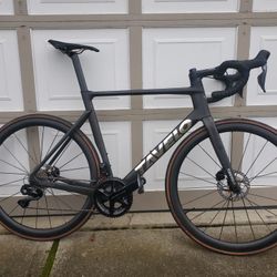 Brand New Tavelo Attack Size XL Di2 Dura Ace 12 Speed Road Bicycle