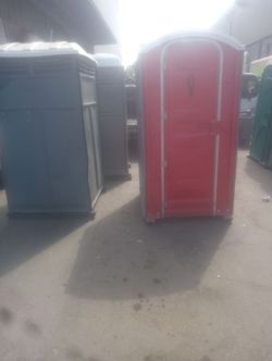 Portable restroom