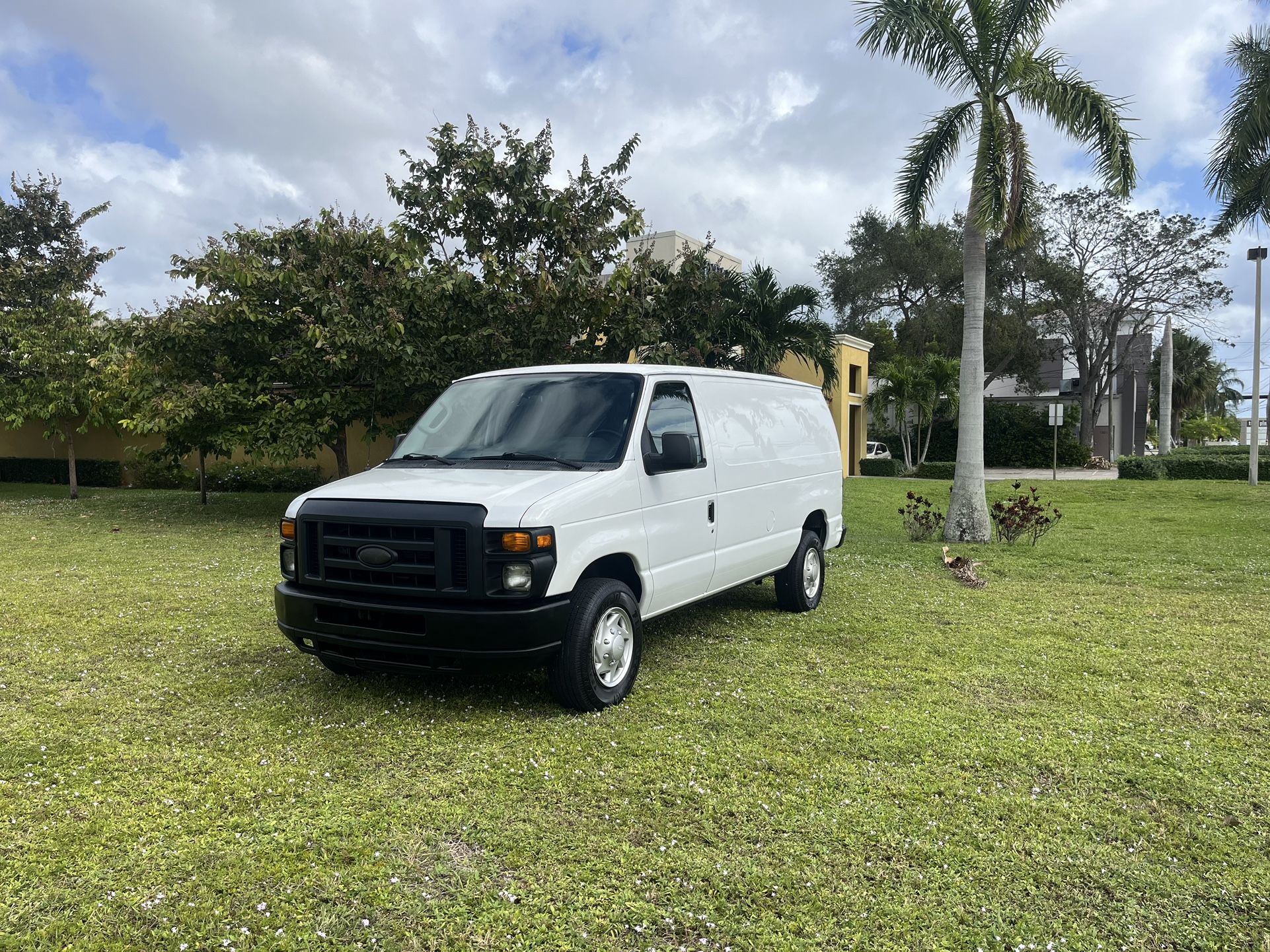 2014 Ford Econoline