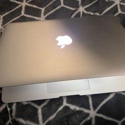 13 MacBook Mac0s 