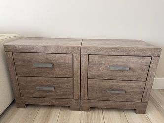 Nightstand set