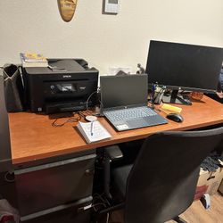 Desk & Office chair