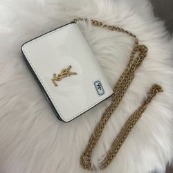  Chain Wallet  Patent Leather White 