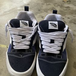 navy blue vans new skl