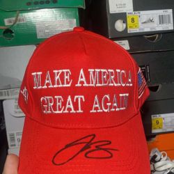 Make America Great Again Hat Signed By Leveon Bell Has Certified 