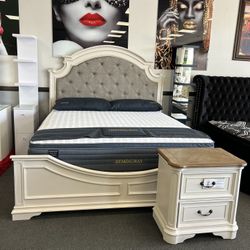 4PC Antique White King Bedroom Set 