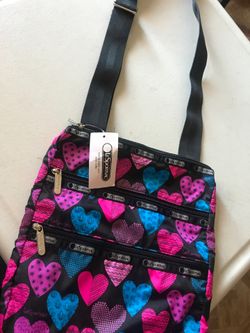 Lesportsac body crossing bag