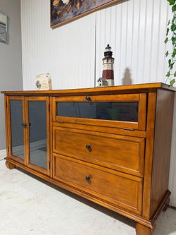 TV stand