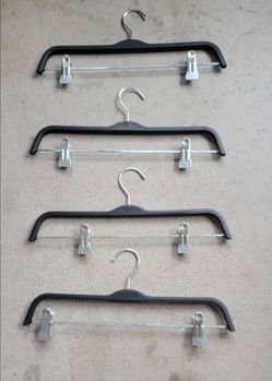 Pack of 12 bottom hangers $10