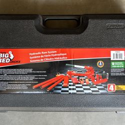 Hydraulic Tool/Ram - 4 Ton  Capacity - Includes Kit And Case - Big Red Jacks