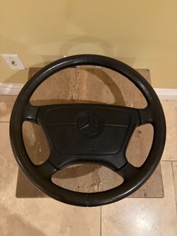 Mercedes steering wheel for W124 R129 W140