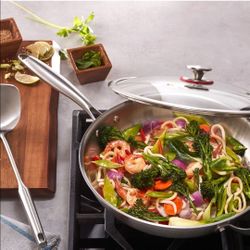 Miu stainless steel wok with lid and spatula
