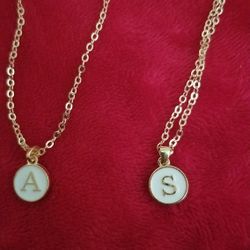 Cute Initial Necklace With Pendant