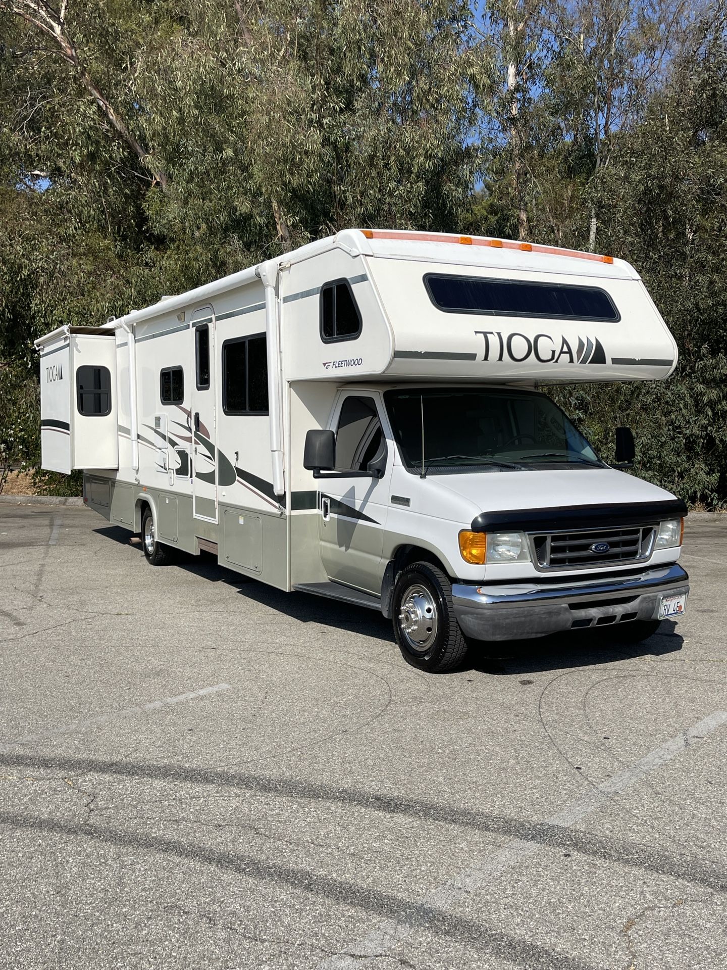 2006 Fleetwood Tioga Class C Motorhome