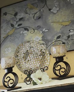 Busco‼️Gold mosaic candle holders I’ll pay $600 for 9 gold mosaic candle holder