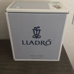 Lladro Eskimo Riders Figuring 