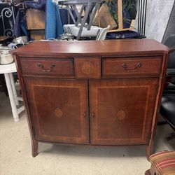 traditional mahogany two-door server cabinet - 41” x 19” x 36”