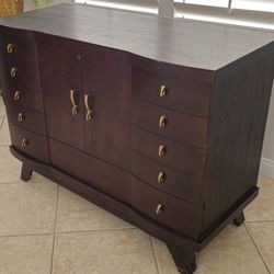 Cedar Chest By Lane 