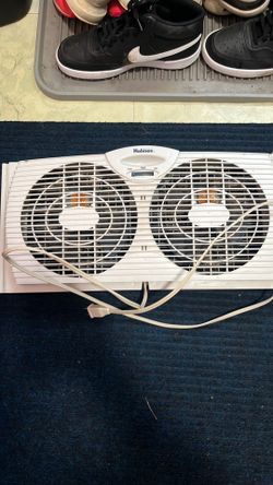 Holmes window fan