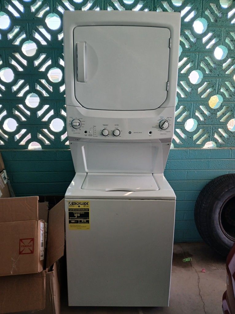 GE STACKABLE WASHER,& DRYERGE WASHER & DRYER