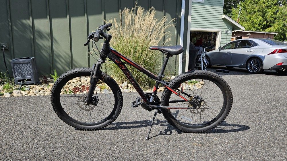 24" Wheel Bike For Parts 