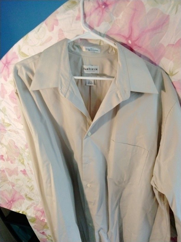 Men's XL Button Down Long Sleeve Shirt