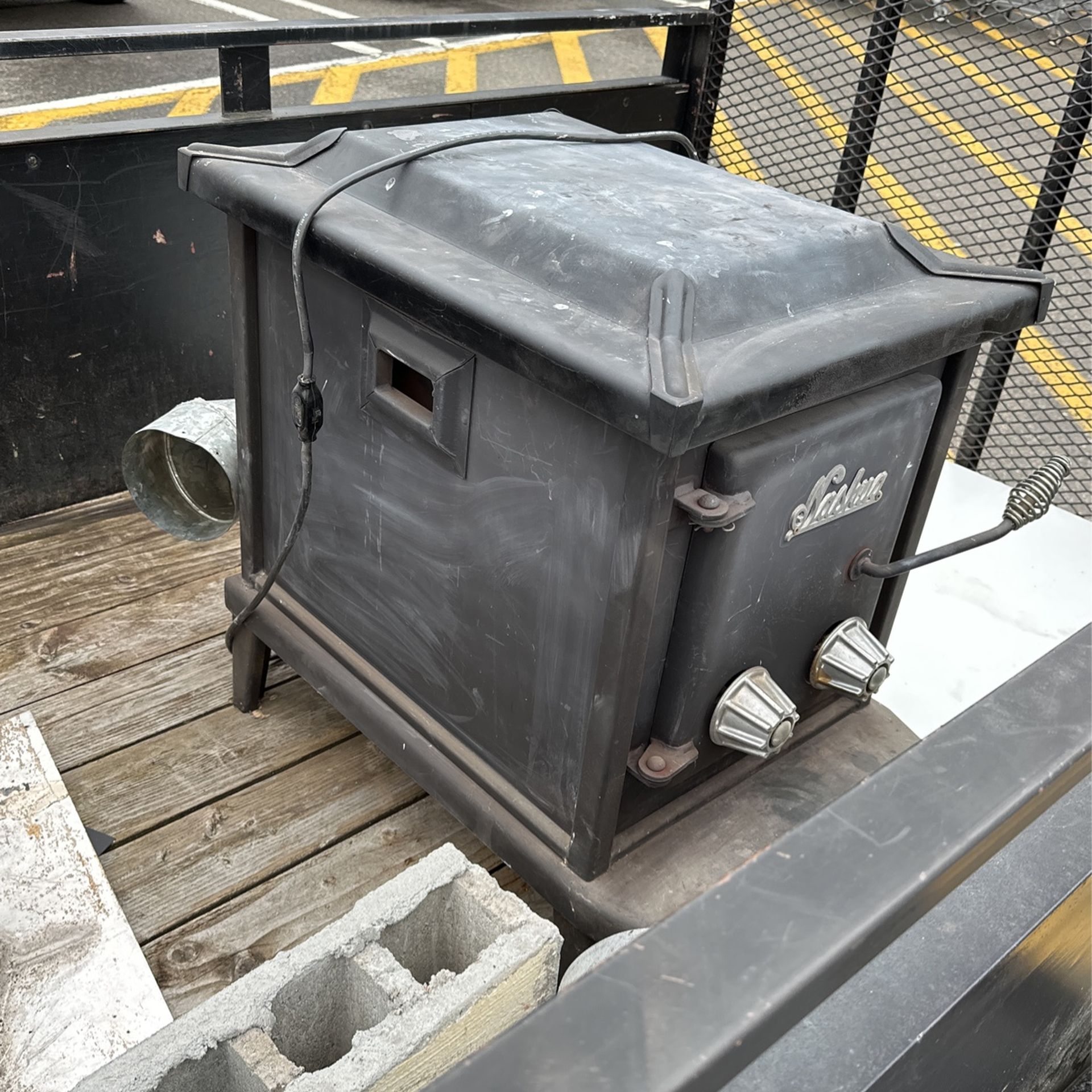 Nashua Shop Stove Household