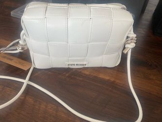 Steve Madden white purse