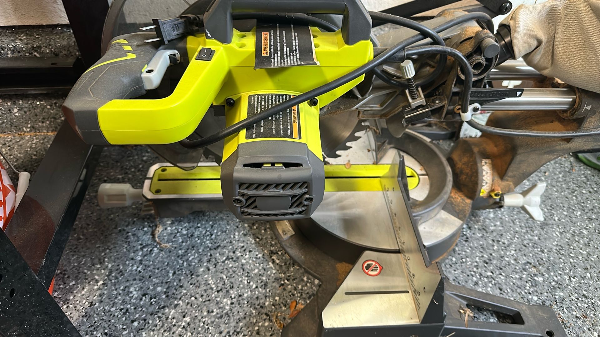 Ryobi Compound Miter Saw 10 Inch