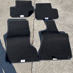 Mercedes (contact info removed)-2020 New Floor Mats 