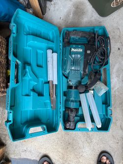 Makita Jack Hammer 35lb like new