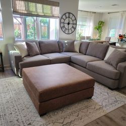 We Make Custom Sectionals And Ottomans . Made Your Way 