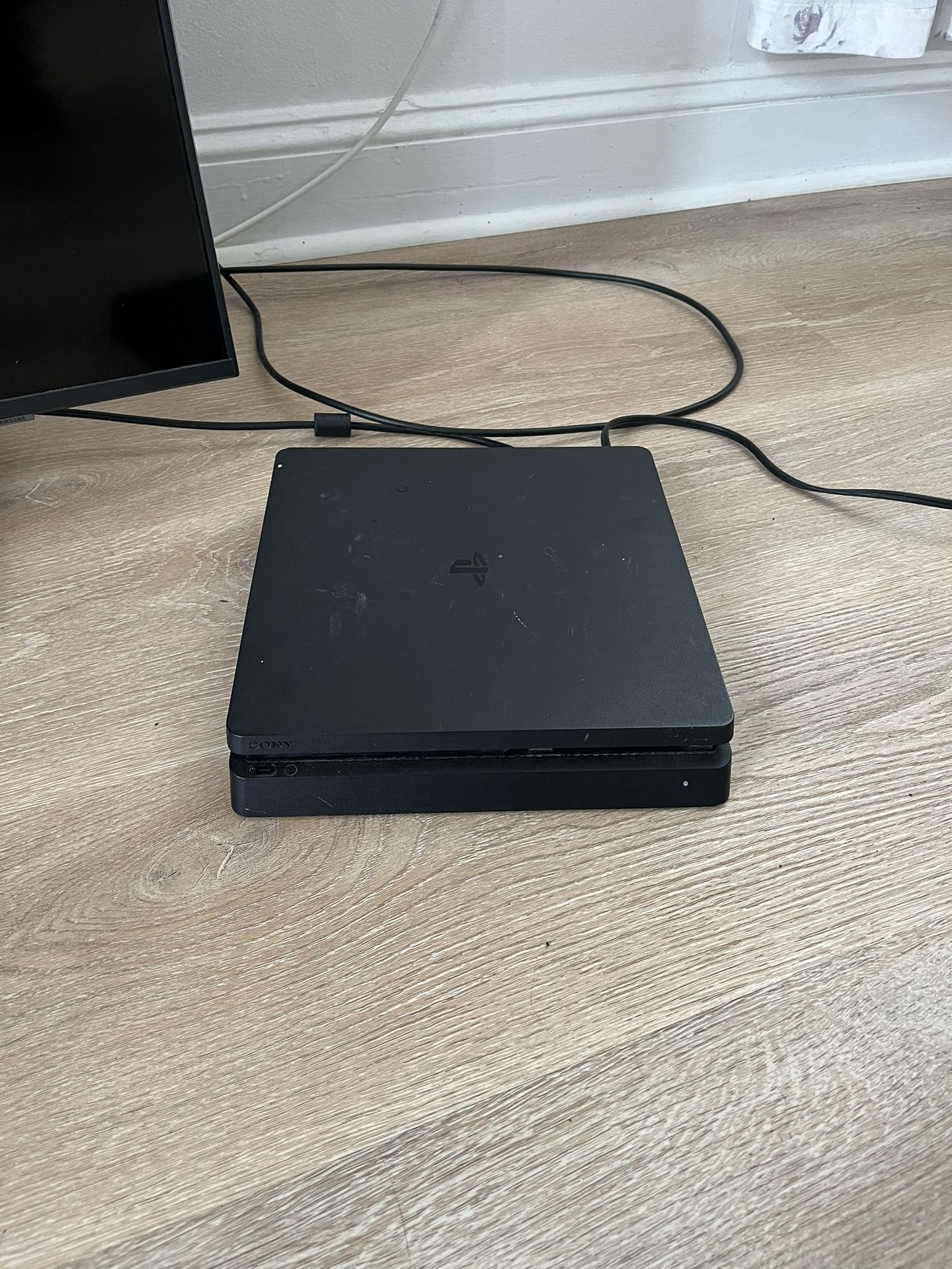 PS4