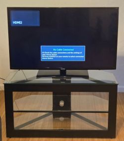 Samsung 46 inch TV / tv stand