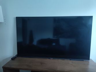 Large Flat Screen TV with Remote