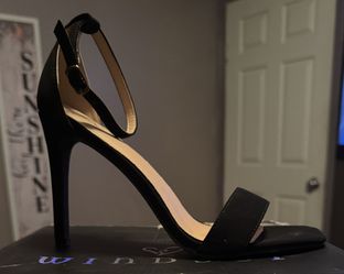 Windsor Black Heels