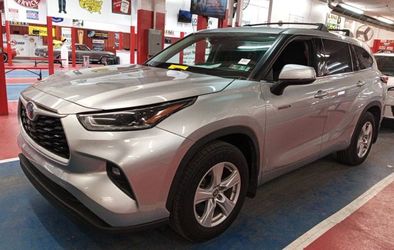 2021 Toyota Highlander Hybrid