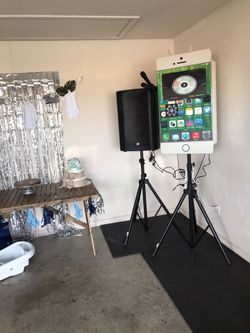 Rockolas karaokes mesas sillas