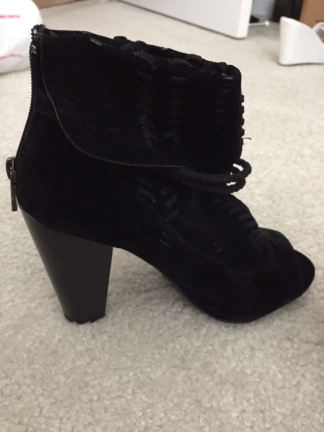 Ladies Brand New Booties 