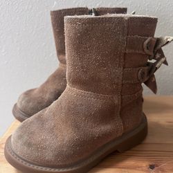 Toddler Ugg Boots 7c