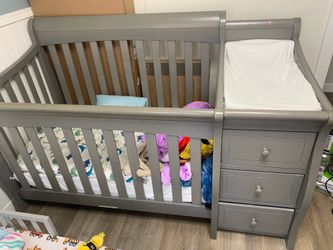 Baby crib