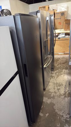 Gladiator freezerless refrigerator