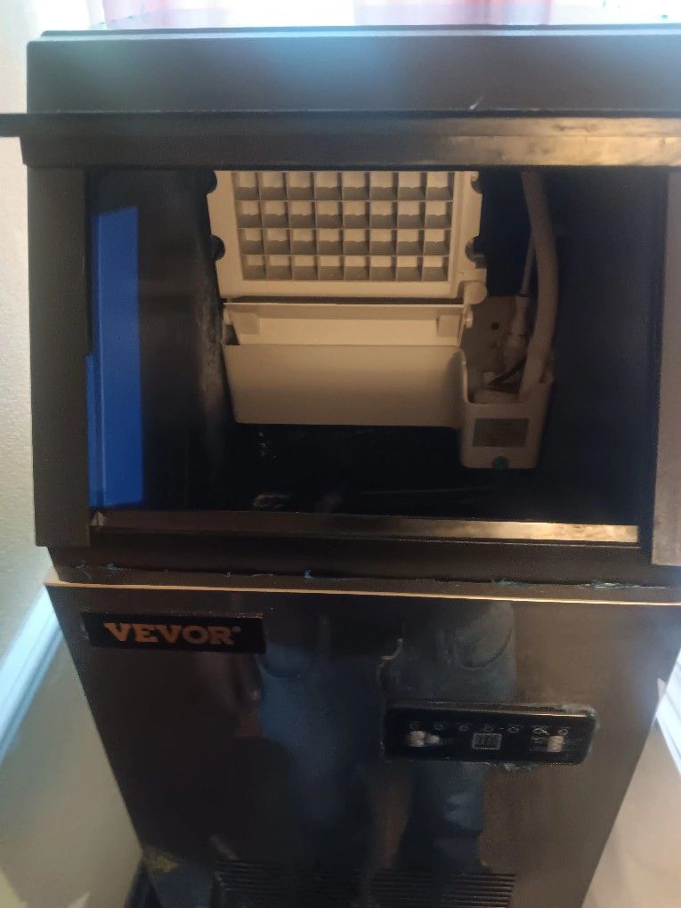 Ice Machine Maker