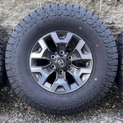 Toyota Tacoma TRD Offroad wheels in excellent condition with new TPMS sensors, new LT265/75/16 tires