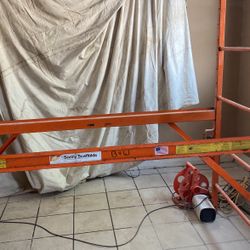Scaffold Hold Up To 1,000 Pounds 