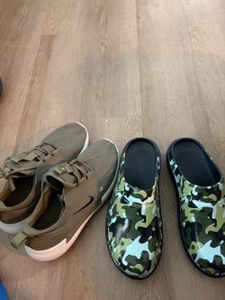 Nike And Oofos bundle