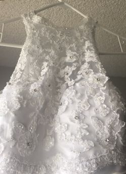 Halter wedding dress