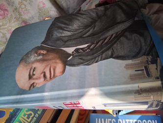 8 More Books .besides This Ones .all For 30$$