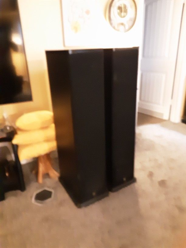 Eosone RSF 1000 Tower Speakers, Also EOSONE center and surrounds