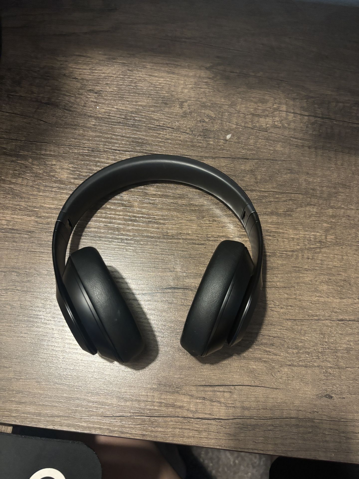Beats Studio Pro - Wireless Bluetooth Noise Cancelling Headphones - Personalized Spatial Audio, USB-C Lossless Audio, Apple & Android Compatibility, U